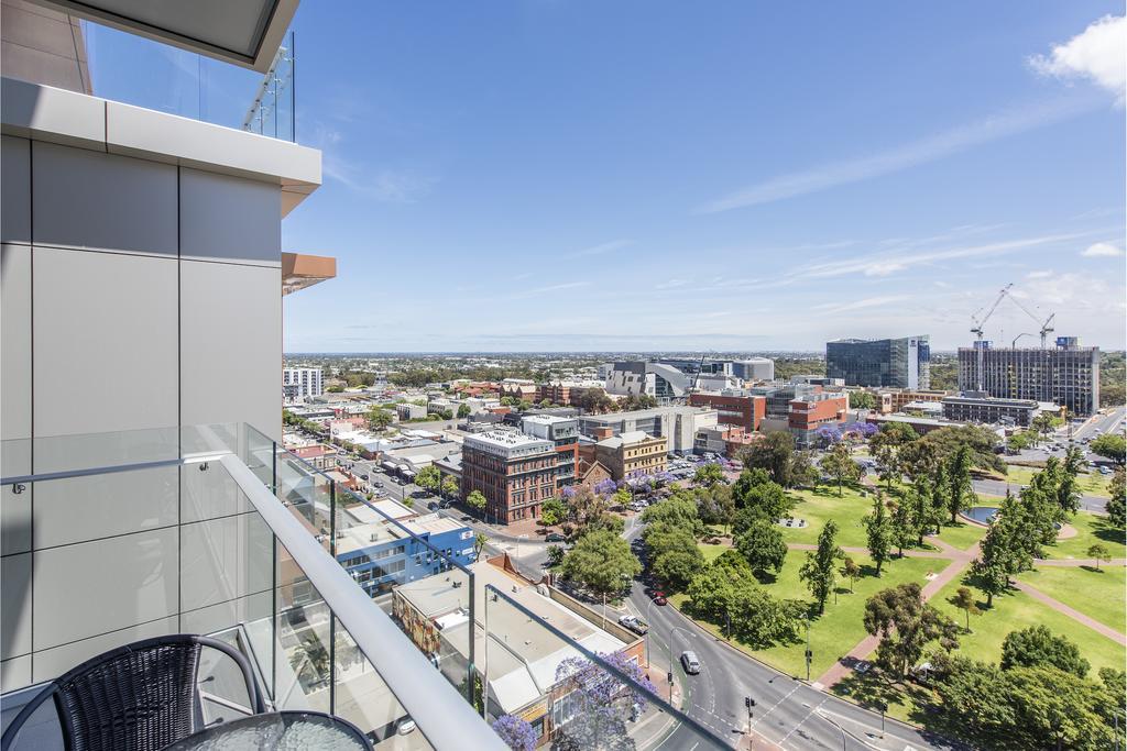 Vision On Morphett Adelaide Central מראה חיצוני תמונה