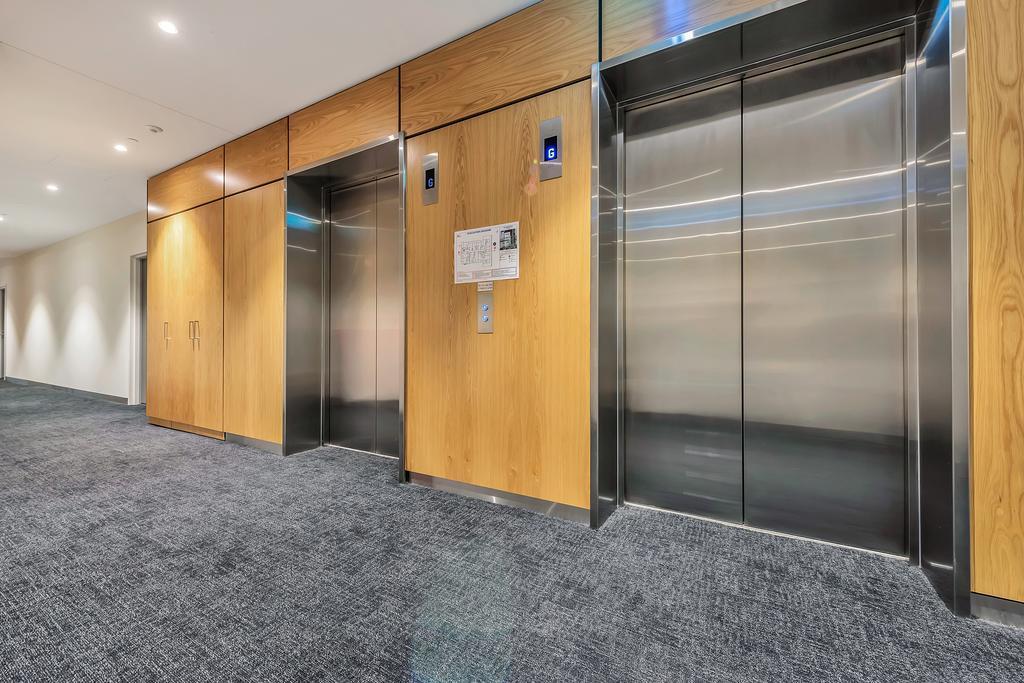 Vision On Morphett Adelaide Central מראה חיצוני תמונה