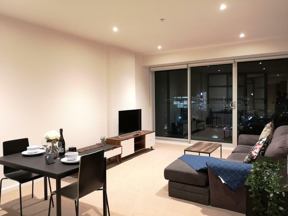 Vision On Morphett Adelaide Central מראה חיצוני תמונה