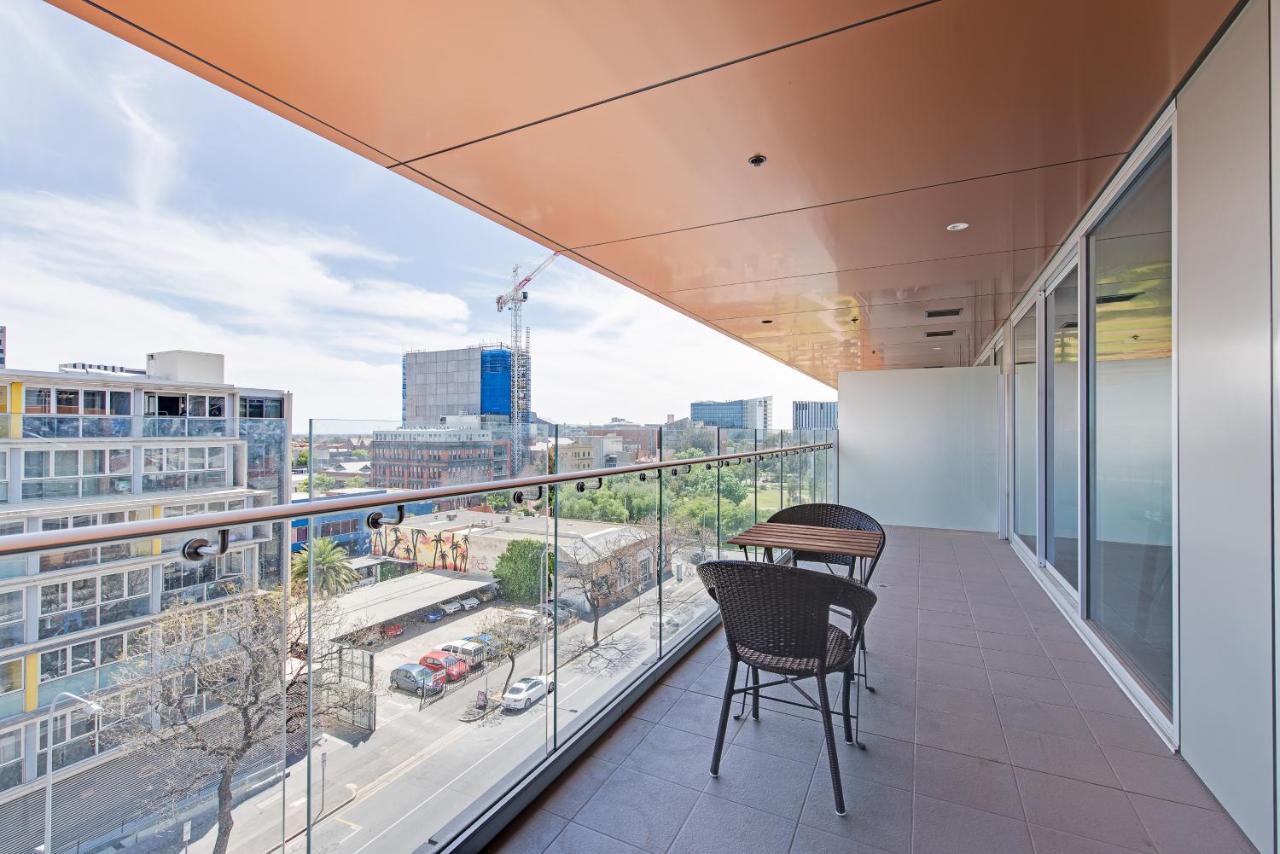 Vision On Morphett Adelaide Central מראה חיצוני תמונה